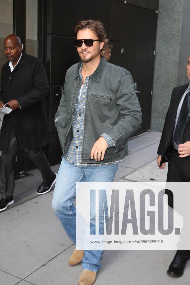 LUKE GRIMES at ABC Studios in New York City for Ã¢â‚¬ËœLive With Kelly and MarkÃ¢ New York USA - ZUMAh16_ 20261012_zaf_h16_079