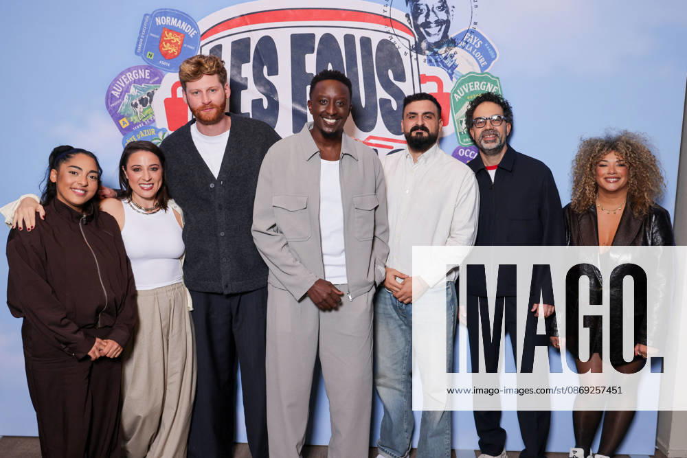 Les Fous Du Bus Premiere - Paris Sofia Belabbes, Blandine Lehout, Edouard Deloignon, Ahmed Sylla, Umut Koker, Ahmed Sylla, Julien Santini and Emy Bng attend the photocall for the premiere of Les Fous Du Bus held at the Elysees Biarritz in Paris, France on October 12, 2026. Photo by David Boyer ABACAPRESS.COM Paris France