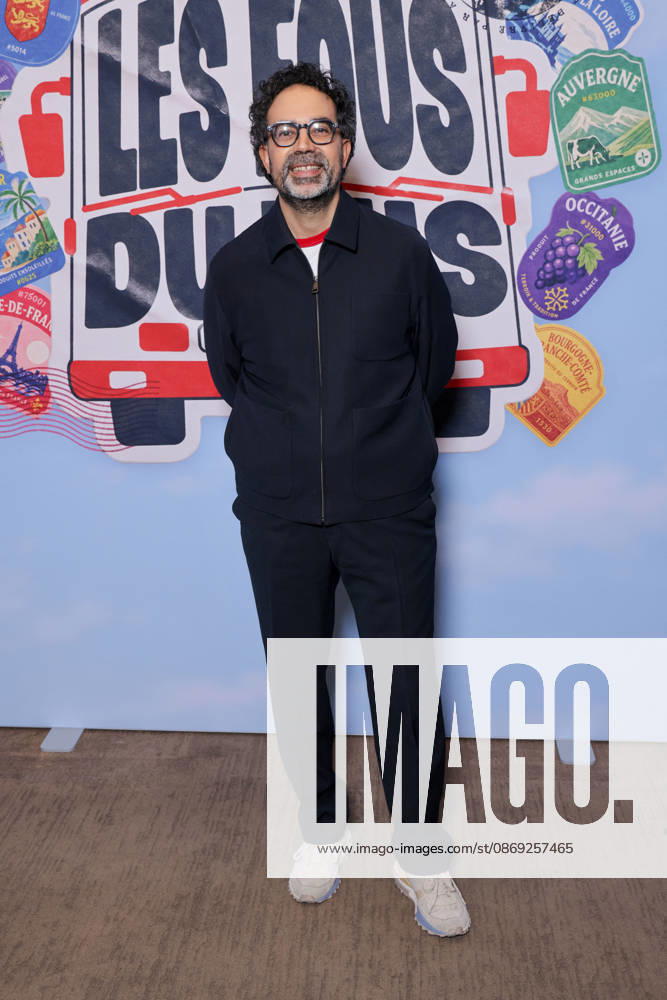 Les Fous Du Bus Premiere - Paris Julien Santini attends the photocall for the premiere of Les Fous Du Bus held at the Elysees Biarritz in Paris, France on October 12, 2026. Photo by David Boyer ABACAPRESS.COM Paris France