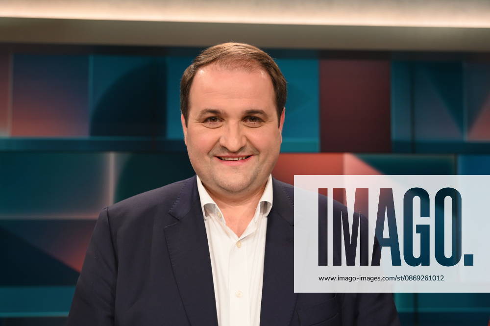 Politician Nathanael Liminski, CDU, Minister for Federal and European Affairs, International Affairs, and Media for the State of North Rhine-Westphalia, appeared as a guest on the ARD talk show *Hart aber Fair* to discuss the topic Strong Peripheries, Weak Center: Will It Stay This Way?