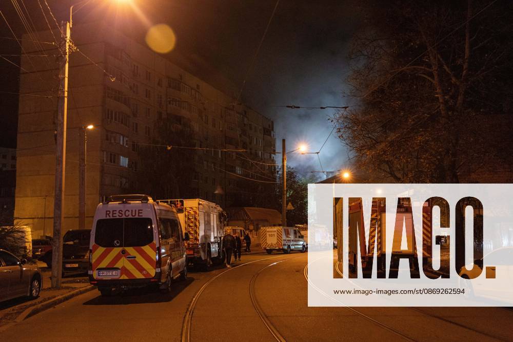 KHARKIV, UKRAINE, OCTOBER 12, 2026: Emergency workers conduct rescue operations at a residential building damaged in a Russian strike in Kharkiv s Kholodnohirskyi district. A firefighter was injured by falling concrete debris while clearing the rubble and was evacuated on a stretcher. Kharkiv Ukraine - ZUMAq101 20261012_zna_q101_138