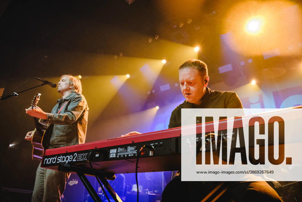 Starsailor live in Bern, Switzerland Bern, Switzerland. 12th, October 2026. The English band Starsailor performs a live concert at Bierhubeli in Bern. Here keyboardist and musician Barry Westhead is seen live on stage. Switzerland, Bern, Bierhübeli