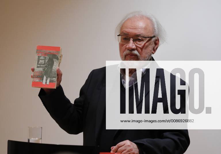 Dr Siegfried Heimann habilitated political scientist and private lecturer at the FU Berlin Deutschland Berlin Willy Brandt Haus Book presentation History of the SDS The Socialist German Student Union 1946 1970 20 11 2018