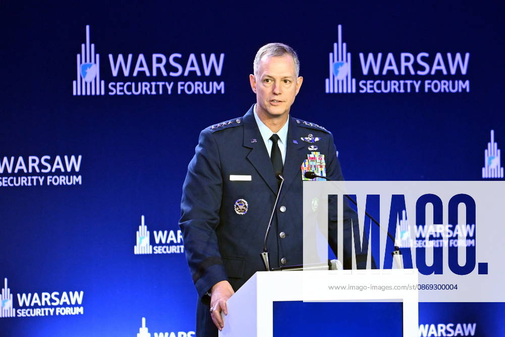 WARSZAWA WARSZAW SECURITY FORUM 2026 N Z GEN ALEXUS GRYNKIEWITCH FOT DAMIAN BURZYKOWSKI NEWSPIX.PL NEWSPIX.PL --- newspix.pl