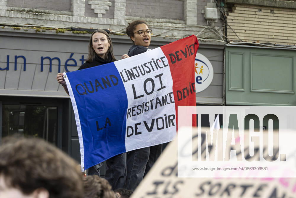 High School Students Protest Education Budget Cuts In Lille - France Protesters seen holding placards as they march through the streets during the demonstration. Thousands of high school students and protesters are marching through the streets to protest against budget cuts affecting high schools and the entire national education system in Lille on 13 October 2026. Photo by Sebastien Courdji ABACAPRESS Lille Hauts-de-France France