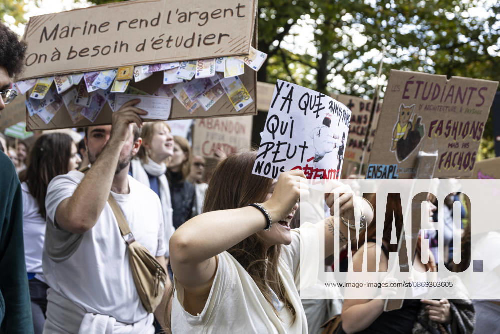 High School Students Protest Education Budget Cuts In Lille - France Protesters seen holding placards as they march through the streets during the demonstration. Thousands of high school students and protesters are marching through the streets to protest against budget cuts affecting high schools and the entire national education system in Lille on 13 October 2026. Photo by Sebastien Courdji ABACAPRESS Lille Hauts-de-France France