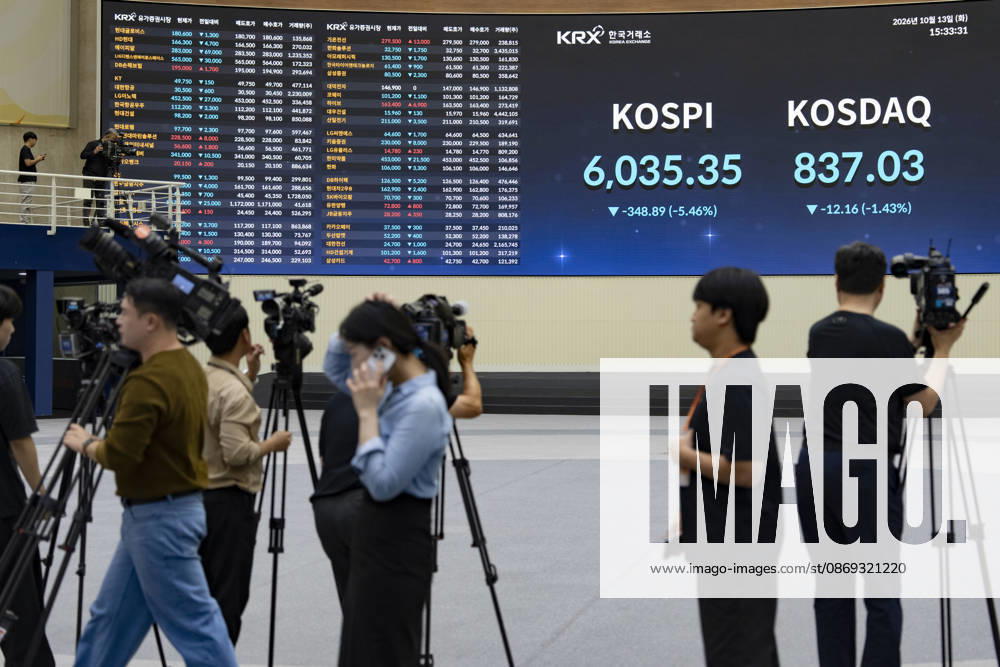 South Korea Stocks Plunge As KOSPI Drops Sharply At KRX In Seoul Camera crews record the main electronic scoreboard at the Korea Exchange (KRX) trading hall in Yeouido, Seoul, South Korea, on October 13, 2026. The benchmark KOSPI index closed at 6,035.34, down 348.90 points (-5.47%), while the tech-heavy KOSDAQ closed at 836.99, down 12.20 points (-1.44%). Seoul Seoul South Korea