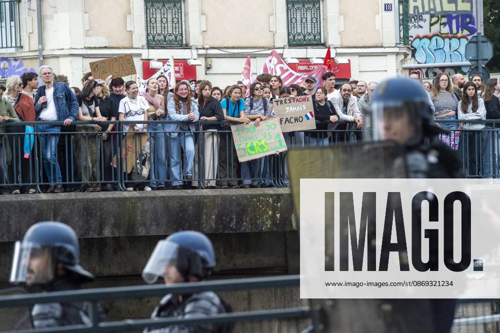 HIGH SCHOOL STUDENTS PROTEST IN RENNES PHOTOPQR OUEST FRANCE Mathieu Pattier Rennes October 13, 2026 High school students protest in Rennes on Tuesday, October 13, 2026, Act V of the high school protest movement. Approximately 8,000 people marched peacefully; at the end of the demonstration, law enforcement used water cannons and tear gas to disperse the crowd, and several arrests were made. PHOTO: MATHIEU PATTIER, OUEST FRANCE France Fires have broken out at several schools in France as students protest by blockading educational institutions nationwide over school funding and learning conditions. Rennes, France