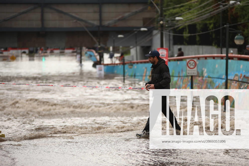 Flooding in the Nuble subway underpass following this afternoon s thunderstorm in the Metropolitan Region Claudio Caceres Aton Chile, Santiago, Chile Aton 1199620