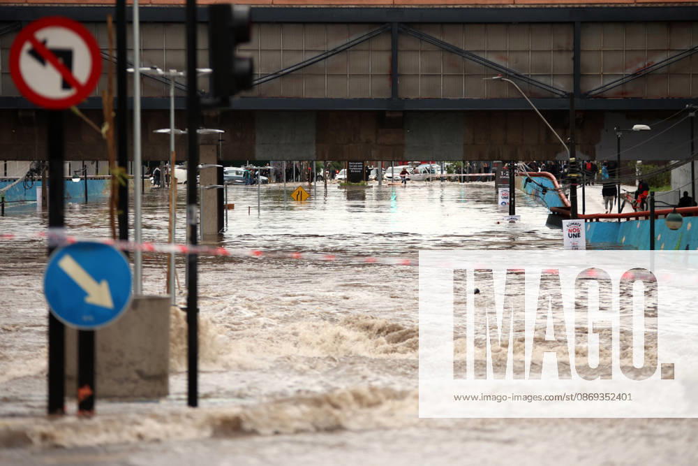 Flooding in the Nuble subway underpass following this afternoon s thunderstorm in the Metropolitan Region Claudio Caceres Aton Chile, Santiago, Chile Aton 1199616