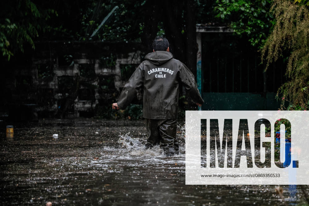 Santiago, October 13, 2026: Flooding at the intersection of Irarrazaval and Lo Encalada in the municipality of Nunoa due to heavy rains in the capital. Diego Martin Aton Chile, Aton 1199657 jpeg