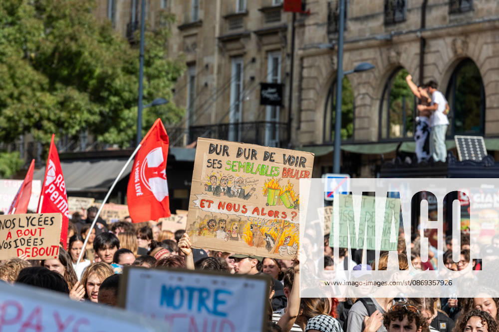 High school students are protesting all over France, particularly here in Bordeaux. Their grievances are as follows: a shortage of staff, overcrowded class schedules, dilapidated infrastructure, a stressful college counseling process (career guidance), and deteriorating learning conditions. Bordeaux France - ZUMAh207 20261013_zip_h207_095