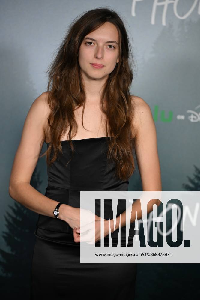 Los Angeles , CA: - OCTOBER 13: Grace Brennan at the Los Angeles premiere of Hulu s Phony at Pacific Design Center on October 13, 2026 Credit: Michael Mattes USA - ZUMAa123 20261013_zaa_a123_035