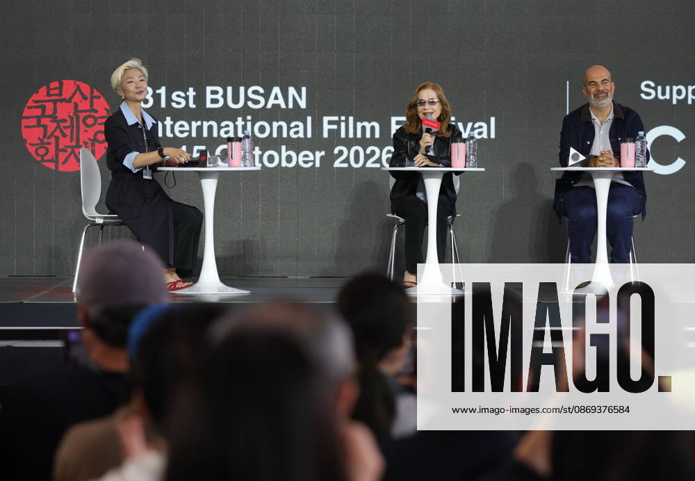 French actress Isabelle Huppert at BIFF French actress Isabelle Huppert at BIFF French actress Isabelle Huppert (C) attends an open talk event at the 31st Busan International Film Festival (BIFF) at the Busan Cinema Center in the southeastern port city on Oct. 13, 2026. (Yonhap) 2026-10-14 12:23:56 <Copyright ¨Ï 1980-2026 YONHAPNEWS AGENCY. .> ºÎ»ê±¤¿ª½Ã