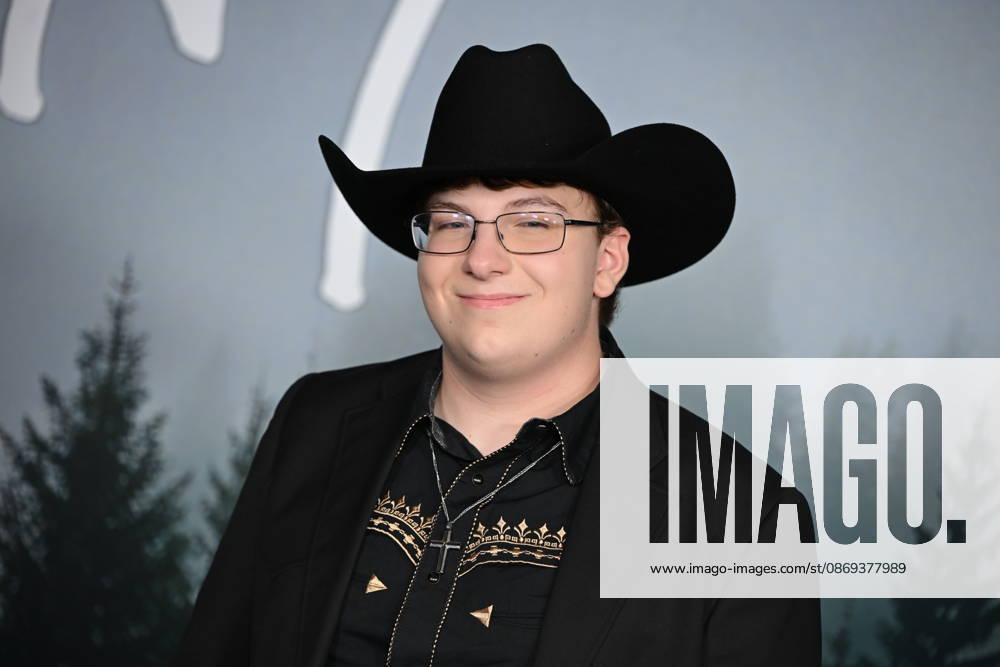 Los Angeles , CA: - OCTOBER 13: Colter Lee at the Los Angeles premiere of Hulu s Phony at Pacific Design Center on October 13, 2026 Credit: Michael Mattes USA - ZUMAa123 20261013_zaa_a123_122