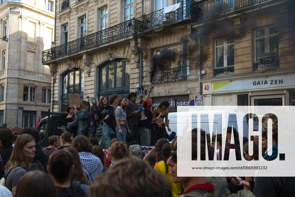 High School Stdent Mobilisation - Bordeaux Protesters gathered on a vehicle hold up placards and a smoke flare emitting black smoke during Act V of the high school student mobilisation in Bordeaux, France on October 13, 2026. Photo by Fabrice Sapte ABACAPRESS.COM Bordeaux France