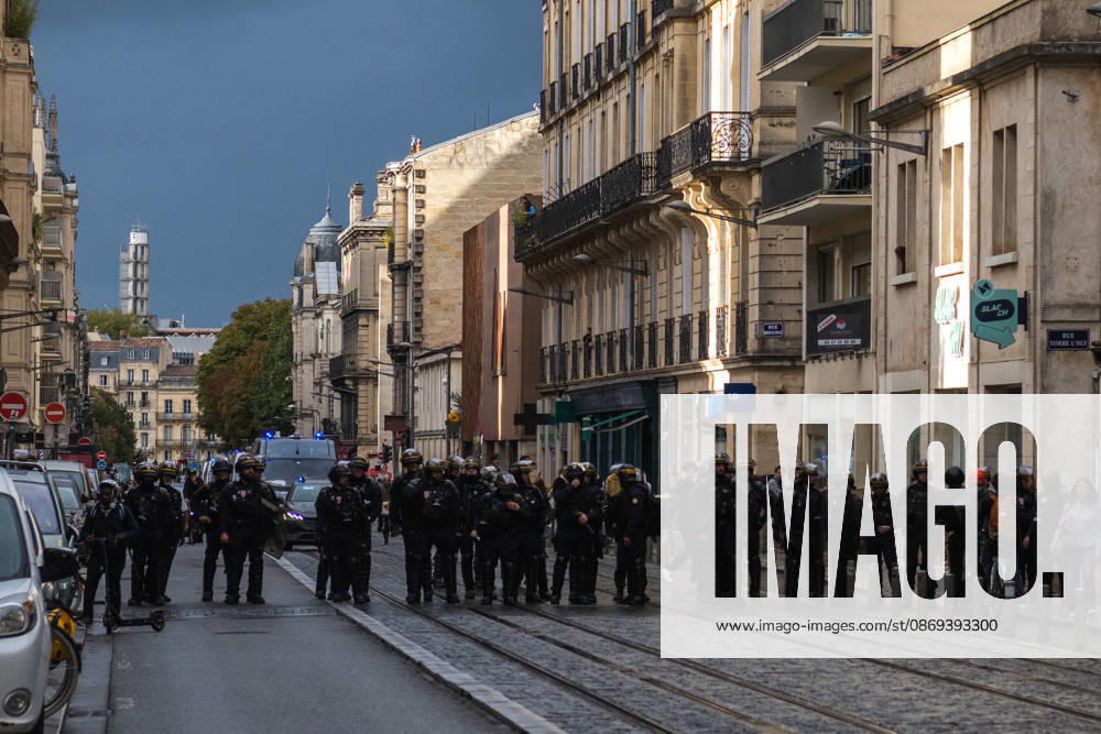 High School Stdent Mobilisation - Bordeaux A cordon of police officers in riot gear blocks a street and the tram tracks during Act V of the high school student mobilisation in Bordeaux, France on October 13, 2026. Photo by Fabrice Sapte ABACAPRESS.COM Bordeaux France