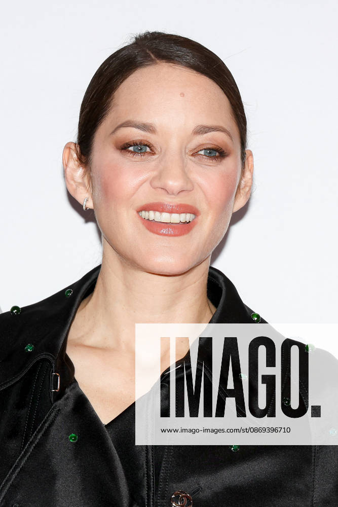 Premiere of the film *Karma* at the Pathé Palace, Marion Cotillard, 460446, October 13, 2026, France