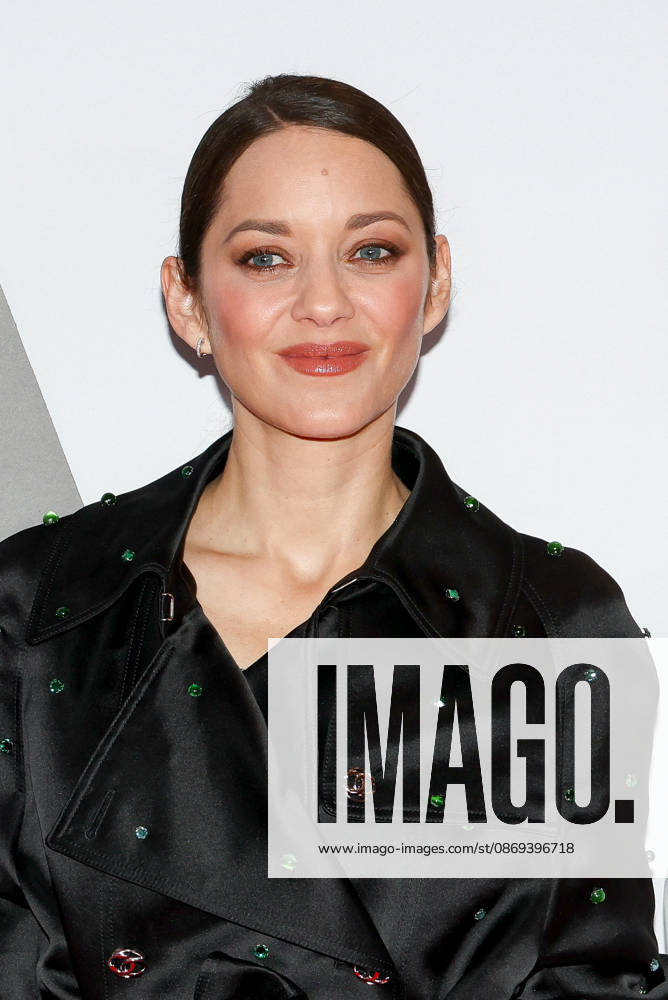 Premiere of the film *Karma* at the Pathé Palace, Marion Cotillard, 460446, October 13, 2026, France