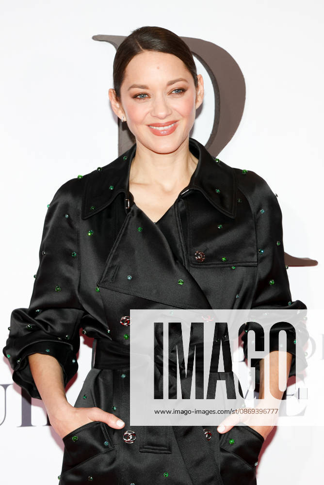 Premiere of the film *Karma* at the Pathé Palace, Marion Cotillard, 460446, October 13, 2026, France