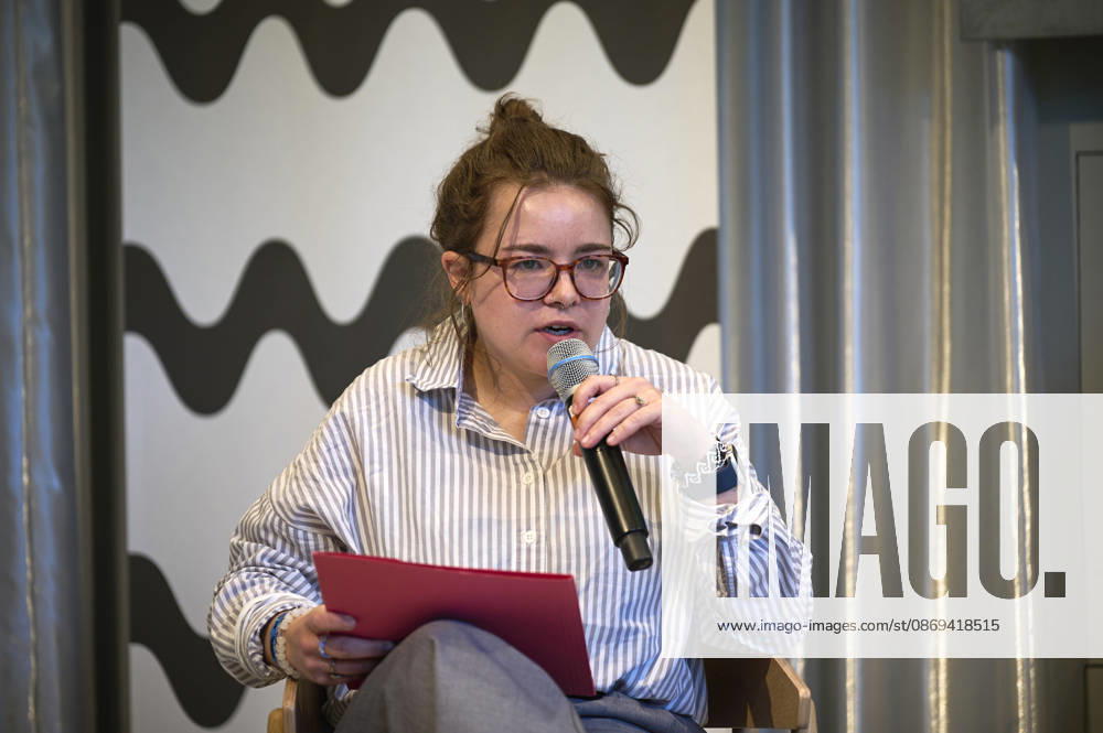Pressekonferenz Anerkennung & Reparationen der deutschen Voelkermorde im heutigen Namibia im Vorfeld der Bundestagsdebatte am Mittwoch (14.10.2026) in Berlin (Foto: Bundestagsfraktion Partei Die Linke, vertreten durch Charlotte Neuhaeuser (Neuhäuser, MdB)). Hochrangige Vertreter der Volksgruppen Ovaherero und Nama aus Namibia haben die deutsche Bundesregierung dazu aufgerufen, die volle Verantwortung fuer den an ihren Vorfahren begangenen Voelkermord zu uebernehmen. Entwicklungshilfe kann umfassende, echte Reparationen nicht ersetzen , sagte Mutjinde Katjiua von der Ovaherero Traditional Authority am Mittwoch in Berlin. Als direkte Nachkommen der Opfer des Genozids muessten Ovaherero und Nama endlich direkt am Widergutmachungsprozess zu