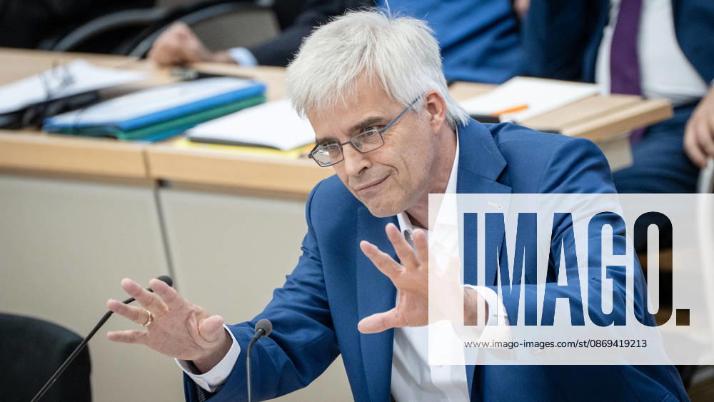 Olaf Meister, Member of the State Parliament for Alliance 90 The Greens, Green Party; State Parliament Session, October 2026, II—Special Session convened at the request of the AfD and BSW on the topic of Bringing Peace to Ukraine, Magdeburg, Saxony-Anhalt, Germany, State Parliament