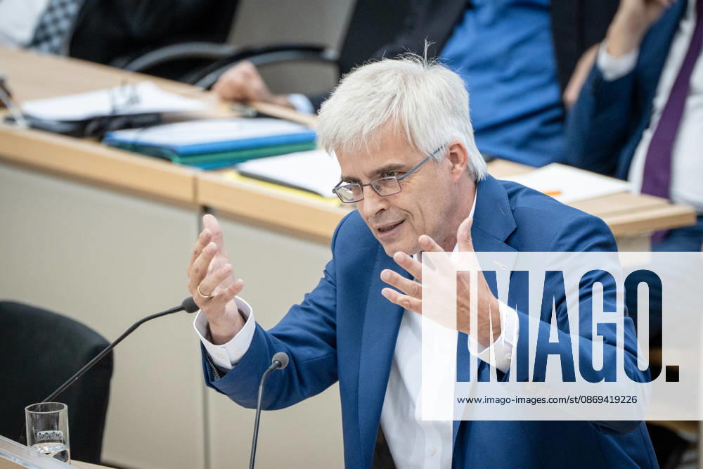 Olaf Meister, Member of the State Parliament for Alliance 90 The Greens, Green Party; State Parliament Session, October 2026, II—Special Session convened at the request of the AfD and BSW on the topic of Bringing Peace to Ukraine, Magdeburg, Saxony-Anhalt, Germany, State Parliament