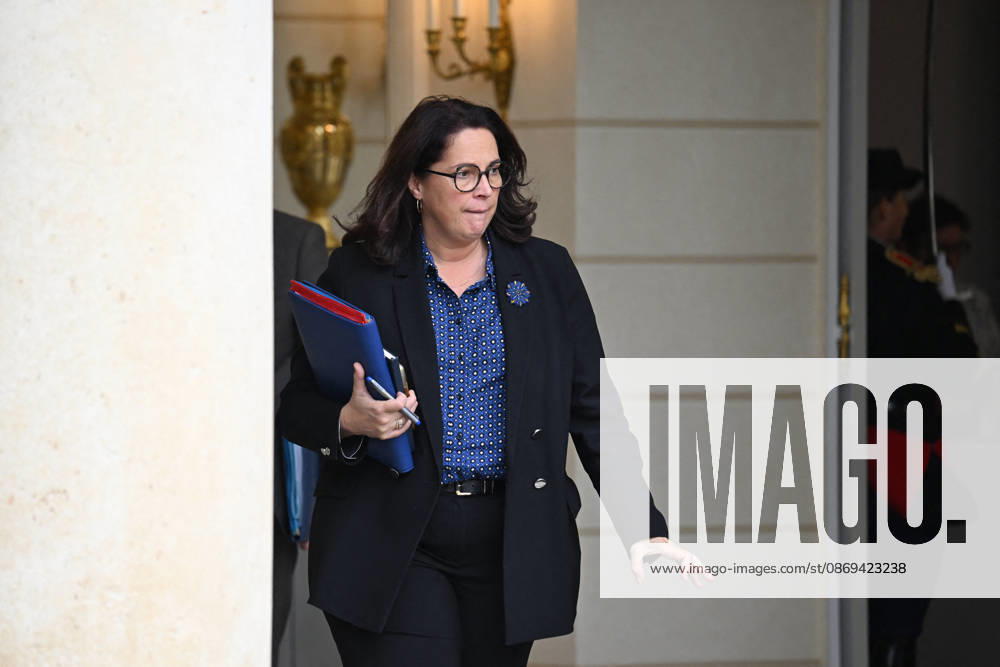 Weekly Cabinet Meeting at the Elysee Palace French Minister for Sports, Youth and Associative Life Marina Ferrari leaves after the weekly cabinet meeting (Conseil des ministres) at the Elysee Palace in Paris, France, on October 14, 2026. Photo by Tomas Stevens ABACAPRESS.COM Paris France