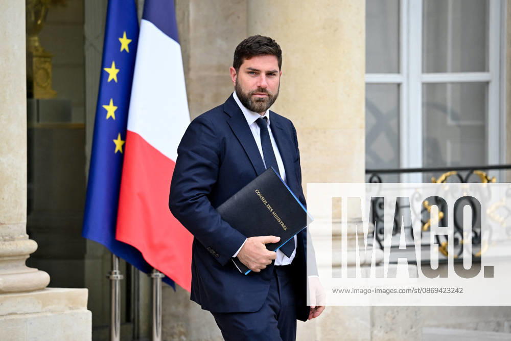 Weekly Cabinet Meeting at the Elysee Palace French Minister of the City and Housing Vincent Jeanbrun leaves after the weekly cabinet meeting (Conseil des ministres) at the Elysee Palace in Paris, France, on October 14, 2026. Photo by Tomas Stevens ABACAPRESS.COM Paris France