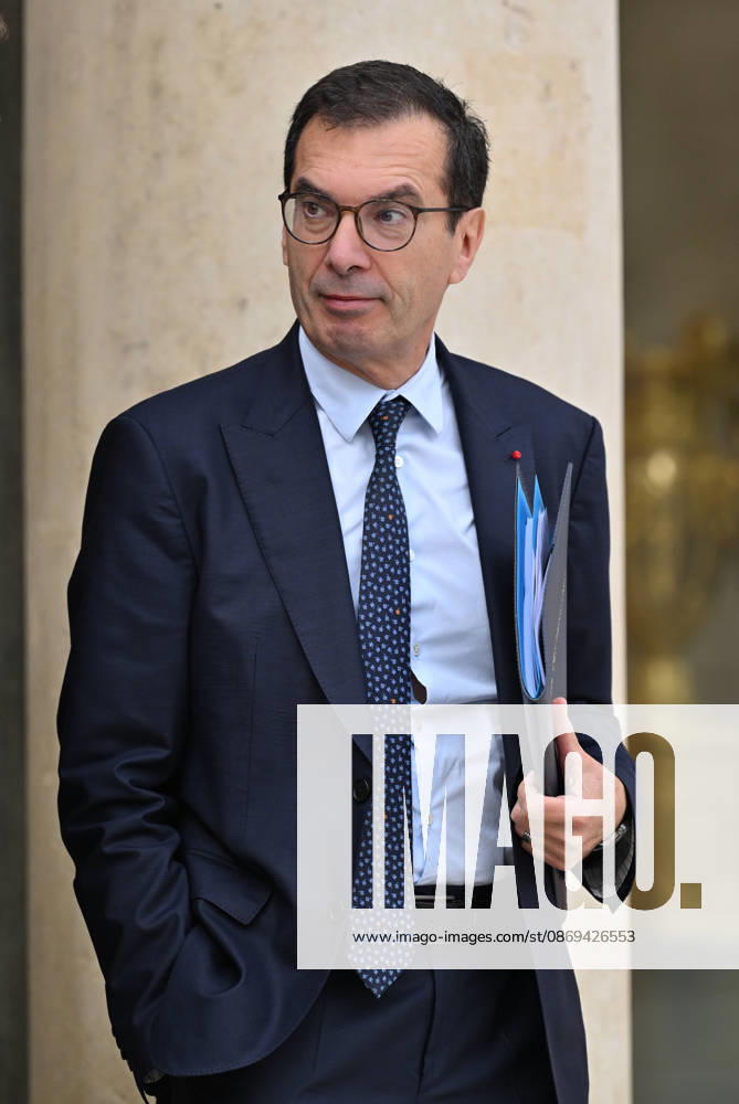 French government weekly cabinet meeting at Elysee Palace in Paris PARIS, FRANCE - OCTOBER 14: French Labor Minister Jean-Pierre Farandou leaves after a weekly cabinet meeting at the Elysee Palace in Paris, France on October 14, 2026. Mustafa Yalçin Anadolu Paris France. Editorial use only. Please get in touch for any other usage.