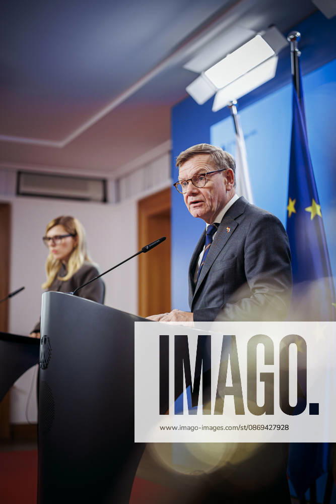Johann Wadephul (CDU), Federal Minister of Foreign Affairs, meets with Velislava Petrova Chamova, Minister of Foreign Affairs of Bulgaria. Berlin, October 14, 2026. Photographed on behalf of the Federal Foreign Office, Berlin, Germany.