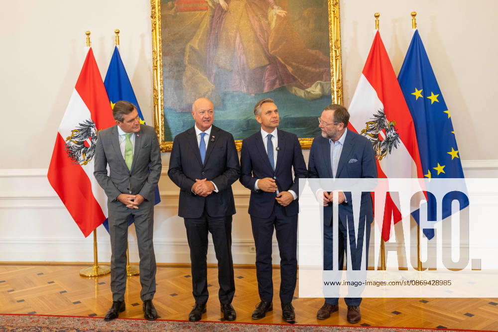 Press Conference on Industrial Strategy—Federal Minister for Innovation, Mobility, and Infrastructure Peter Hanke (SPÖ), Federal Chancellor Christian Stocker (ÖVP), Federal Minister for Economy, Energy, and Tourism W