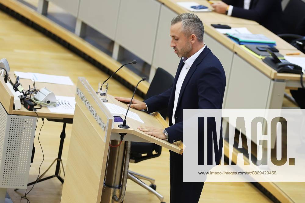 State Parliament Special Session: Ulrich Siegmund (AfD) delivers a speech on the introduction of a joint motion with the BSW to advocate for peace talks in the war in Ukraine