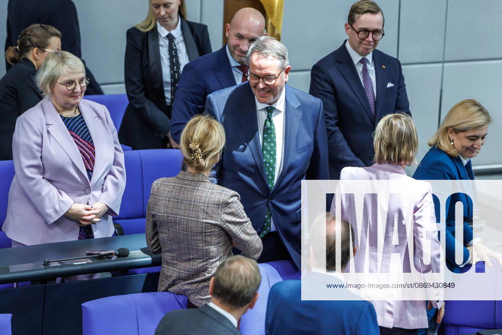 Bundestag: Alexander Schweitzer (SPD), Federal Minister of Labor and Social Affairs, after being sworn in at the German Bundestag on October 14, 2026, in Berlin, Berlin, Berlin, Germany, Bundestag