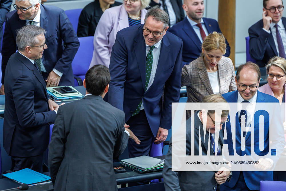 Bundestag: Alexander Schweitzer (SPD), Federal Minister of Labor and Social Affairs, after being sworn in at the German Bundestag on October 14, 2026, in Berlin, Berlin, Berlin, Germany, Bundestag