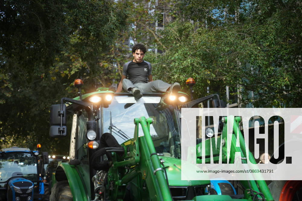 Tractor Rally for Agriculture in Barcelona: Protesters during a rally of tractors from various parts of Catalonia in front of the Government Delegation and statements, on October 14, 2026, in Barcelona, Catalonia, Spain. The demonstration, organized by Unió de Pagesos with the support of Asaja, FCAC, and Revolta Pagesa, denounces the structural crisis in the agricultural sector in Barcelona. October 14, 2026, Spain