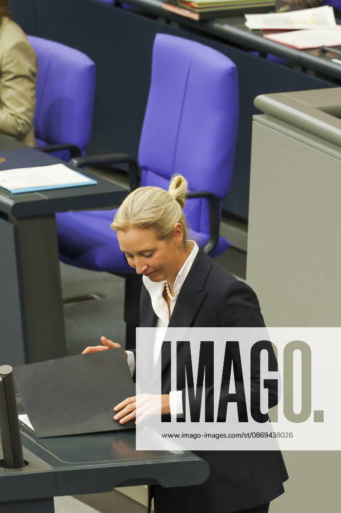 Alice Weidel at the session of the German Bundestag on October 14, 2026, in Berlin; Chancellor Merz delivering the government’s policy statement to the German Bundestag