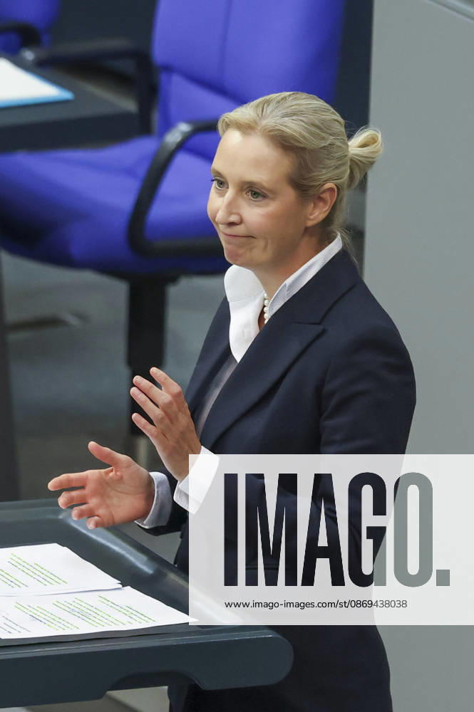Alice Weidel at the session of the German Bundestag on October 14, 2026, in Berlin; Chancellor Merz delivering the government’s policy statement to the German Bundestag