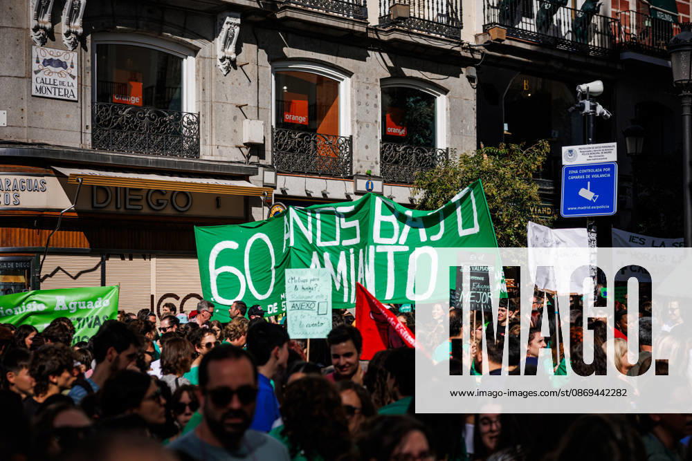 Gathering at Puerta del Sol due to the indefinite public education strike in Madrid. Gathering at Puerta del Sol due to the indefinite public education strike in Madrid. The indefinite strike by Madrid s teaching staff began this Wednesday, October 14. Teachers, students, and families are mobilizing at all levels, from preschool to university. October 14, 2026 in Madrid, Spain. Madrid Spain