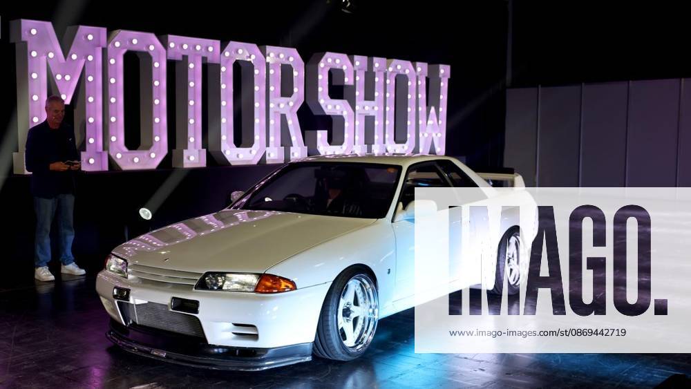 Carwalk at the Essen Motor Show: Extensive photo gallery of spectacular cars ** FOR ** **Nissan Skyline BNR32 GT-R V Spec II at the Essen Motor Show on October 14, 2026, at Messe Essen in Essen-Rüttenscheid, Germany, North Rhine-Westphalia, Essen. Copyright ChristofxKöpsel