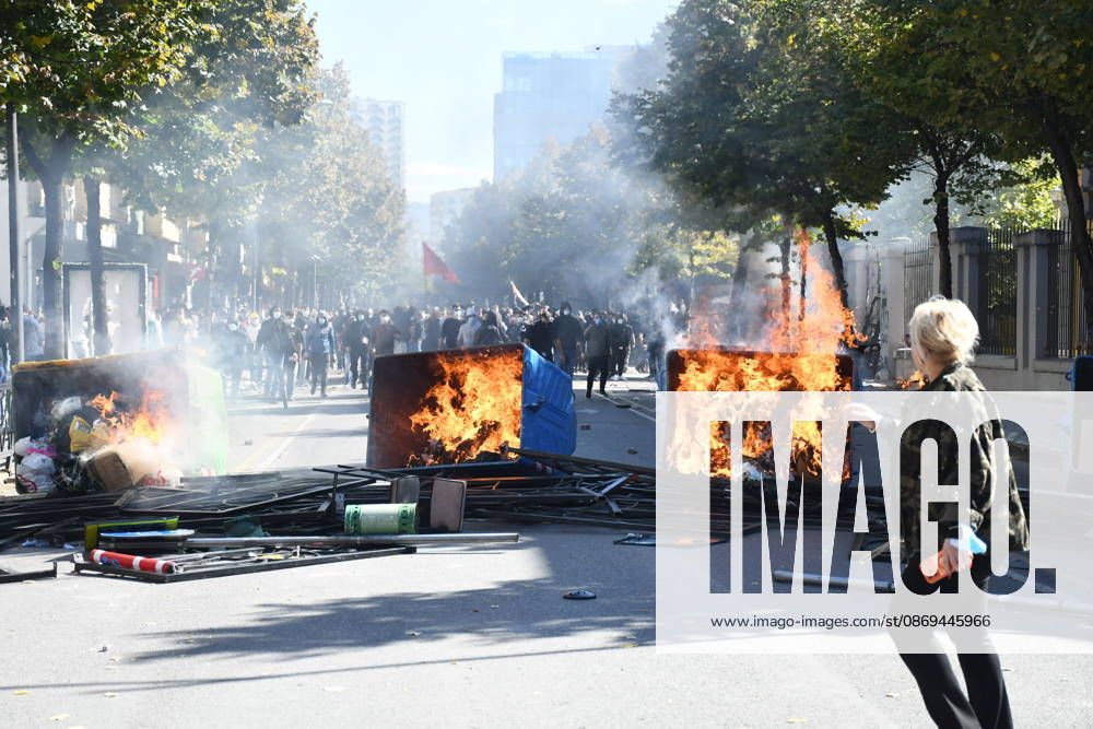 Clashes erupt outside Ministry of Education in Tirana during student protest over academic conditions TIRANA, ALBANIA - OCTOBER 14: University students stage protest outside the Ministry of Education building in Tirana, Albania, on October 14, 2026. A protest organized by university students demanding improvements to educational infrastructure and funding escalated into violent clashes as civic supporters joined the crowds. Demonstrators hurled Molotov cocktails, stones, and improvised projectiles at the ministry and law enforcement officers, setting fire to trash containers. In response, law enforcement officers used water cannons and tear gas to disperse the protesters. Olsi Shehu Anadolu Tirana Albania. Editorial use only. Please get i