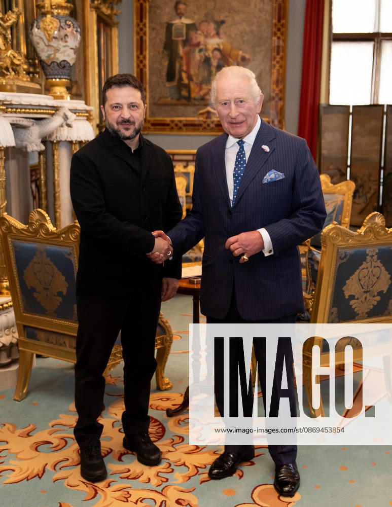 King Charles III greets President of Ukraine Volodymyr Zelensky at Buckingham Palace King Charles III during an audience with President of Ukraine Volodymyr Zelensky at Buckingham Palace, Central London. Picture date: Wednesday October 14, 2026., Credit:Aaron Chown PA ROTA - B68 Avalon UK, London