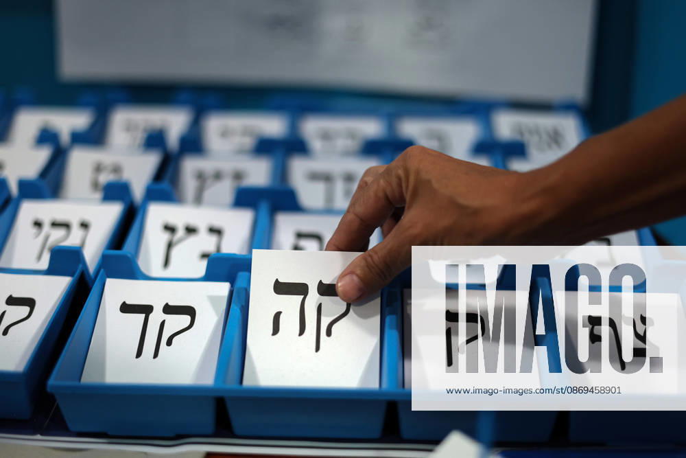 Preparations ahead of Israel s elections TEL AVIV, ISRAEL - OCTOBER 14: Ballots are packaged at the Central Election Committee s logistics center in the Shoham area, east of Tel Aviv, to be delivered to polling stations on October 14, 2026 as part of Israel s general election preparations scheduled to be held on October 27. Stringer Anadolu Tel aviv Israel. Editorial use only. Please get in touch for any other usage.