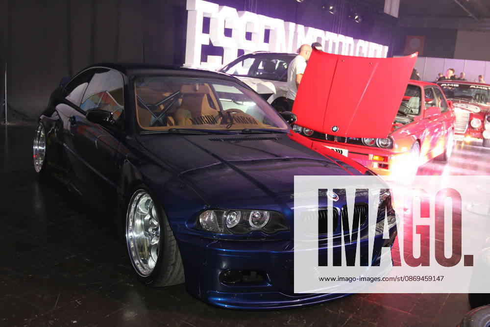 BMW 320i Coupe Widebody 3 Series, E46 model series, model year 2002, color Gentian Blue Metallic, Special exhibition tuningXperience, media event Carwalk for the Essen Motor Show on October 14, 2026, at Messe Essen in the lead-up to the Essen Motor Show 2026 (November 28, 2026 – December 6, 2026), EMS Preview November 27, 2026
