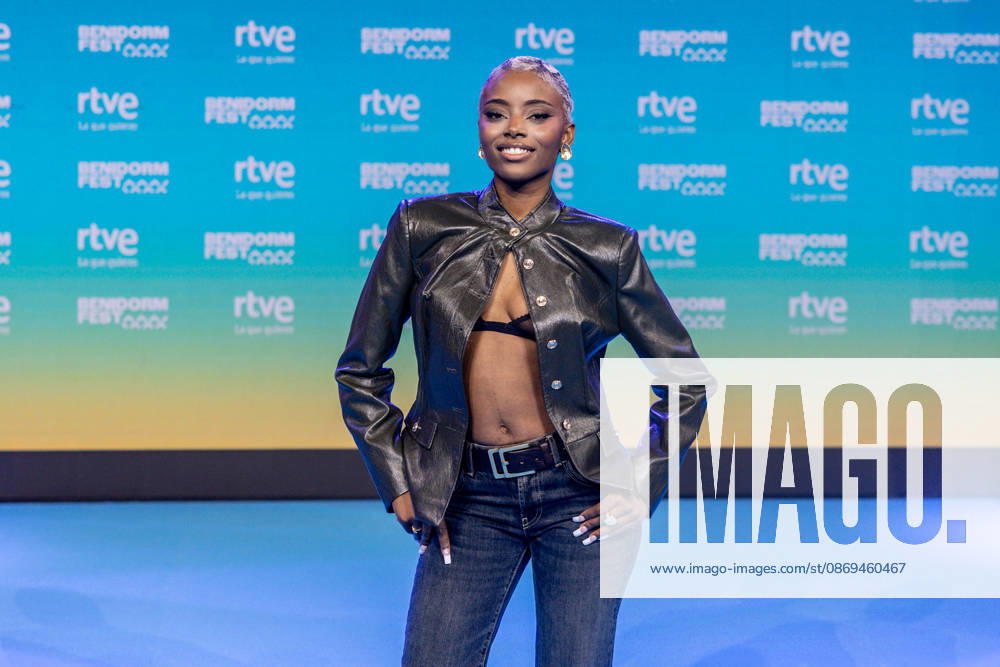 RTVE announces the artists selected to participate in Benidorm Fest 2027 Singer Suzete during the announcement of the artists who will participate in Benidorm Fest 2027, on October 14, 2026, in Madrid, Spain. The sixth edition of Benidorm Fest will be held from January 23 to 30, 2027, returning to its traditional dates on the calendar after having been moved to February for the previous edition. OCTOBER 14, 2026 BENIDORM FEST ARTISTS MUSIC SINGERS Madrid Madrid, Spain