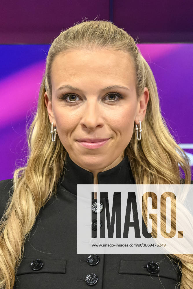 Pictured from left: Nena Brockhaus, journalist, GER, Berlin, studio, guest on Maischberger, political talk show, TV, program, with host Sandra Maischberger, Das Erste, from Adlershof, Studio 20, October 14, 2026,