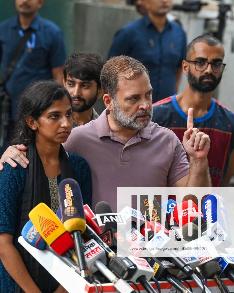 LoP Lok Sabha Rahul Gandhi with the NSUI protesters who were beaten in yesterday s protest share their experiences during a media interaction at 10 Janpath on October 14, 2026 in New Delhi, India. (Photo by Vipin Kumar Hindustan Times) LoP Rahul Gandhi Address Press Conference On Alleged Use Of Force Against NSUI Workers During Protest