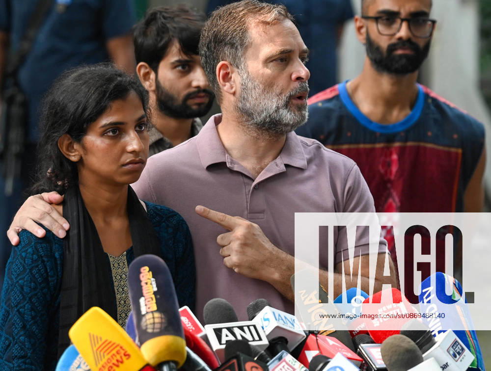 LoP Lok Sabha Rahul Gandhi with the NSUI protesters who were beaten in yesterday s protest share their experiences during a media interaction at 10 Janpath on October 14, 2026 in New Delhi, India. (Photo by Vipin Kumar Hindustan Times) LoP Rahul Gandhi Address Press Conference On Alleged Use Of Force Against NSUI Workers During Protest