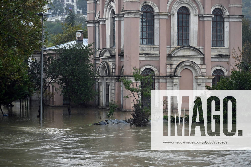 Historic Sadabat Mosque and surrounding structures submerged as Kagithane Stream overflows in Istanbul ISTANBUL, TURKIYE - OCTOBER 15: Floodwaters surround the historic Sadabat Camii (Aziziye Mosque) and surrounding structures in the Kagithane district of Istanbul, Turkiye on October 15, 2026. Heavy downpours caused the Kagithane Stream to overflow its banks, inundating nearby historical sites, courtyards, and streets. Isa Terli Anadolu Istanbul Turkey. Editorial use only. Please get in touch for any other usage.