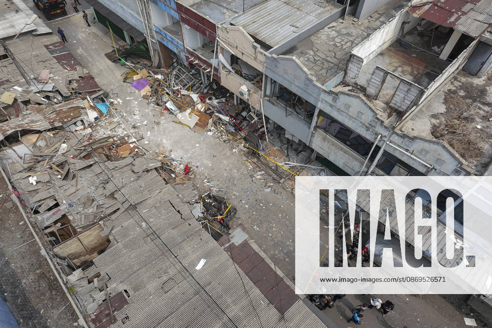 Blast at Indonesian market kills 2, injures 11 in South Tangerang BANTEN, INDONESIA - OCTOBER 15: An aerial view shows damaged shop-house buildings and debris scattered across the site of an explosion at a market in South Tangerang, on the outskirt of Jakarta, Indonesia, on October 15, 2026. The blast killed two people and injured at least 11 others, according to police. Investigators are examining the cause of the explosion after finding an ethylene gas cylinder at the site. The blast damaged shop-house buildings and scattered debris across the surrounding commercial area. Agoes Rudianto Anadolu Banten Indonesia. Editorial use only. Please get in touch for any other usage.